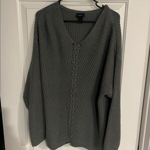 Daytrip Charcoal V-Neck Sweater